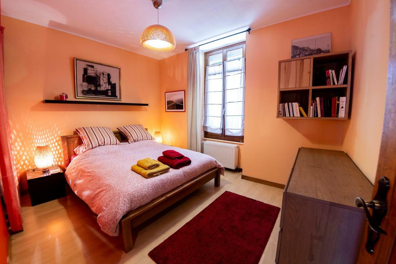 L'Enchantraine - Gite Tout Confort Et Tarif Tout Inclus - Appartement Spacieux Et Accueillant Sur เอปินาล ภายนอก รูปภาพ